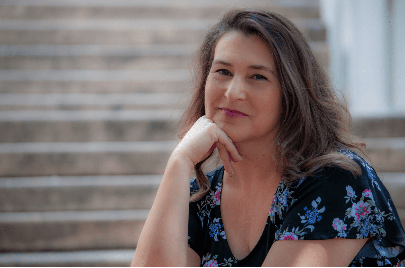 ראיון עם הסופרת אמה לי ג'יין