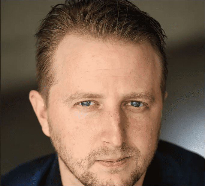 ראיון עם הקריין טדי המילטון