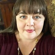 ראיון עם הסופרת מישל פנינגטון