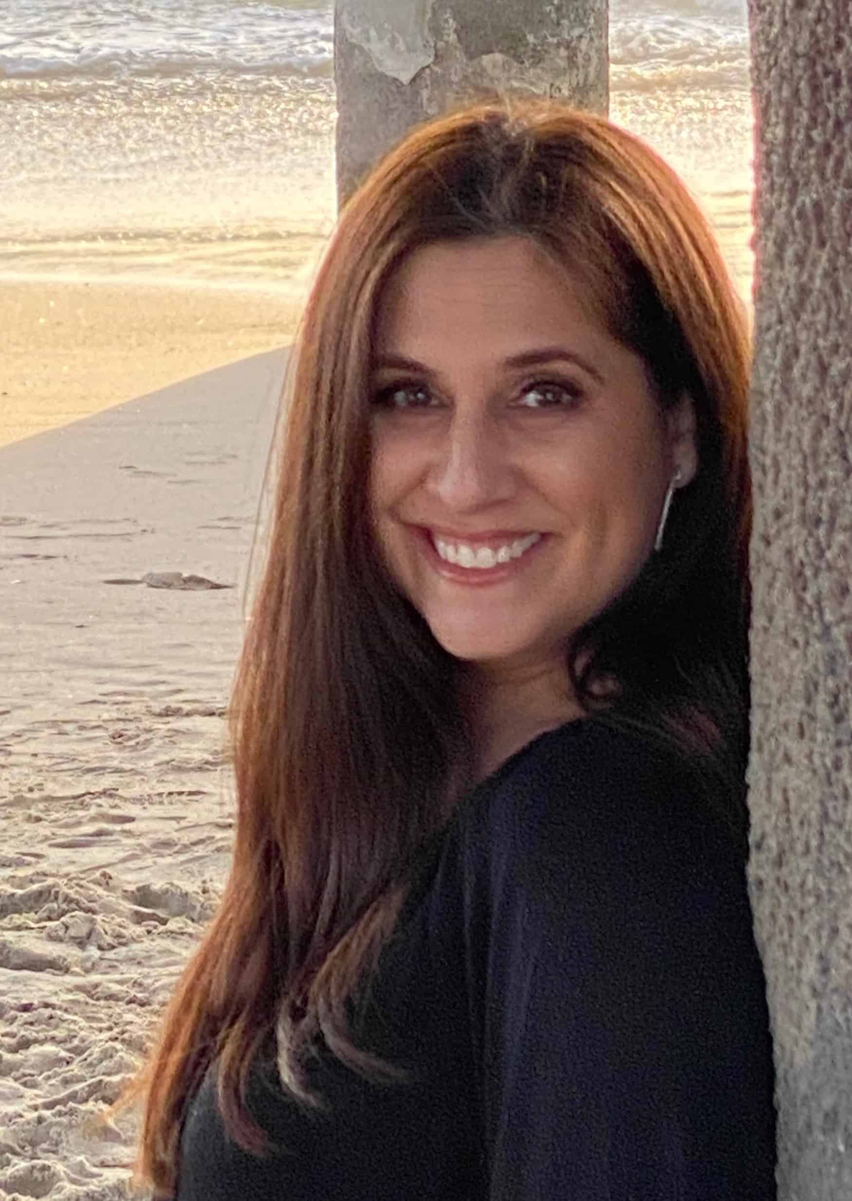 ראיון עם הסופרת ליסה בקר